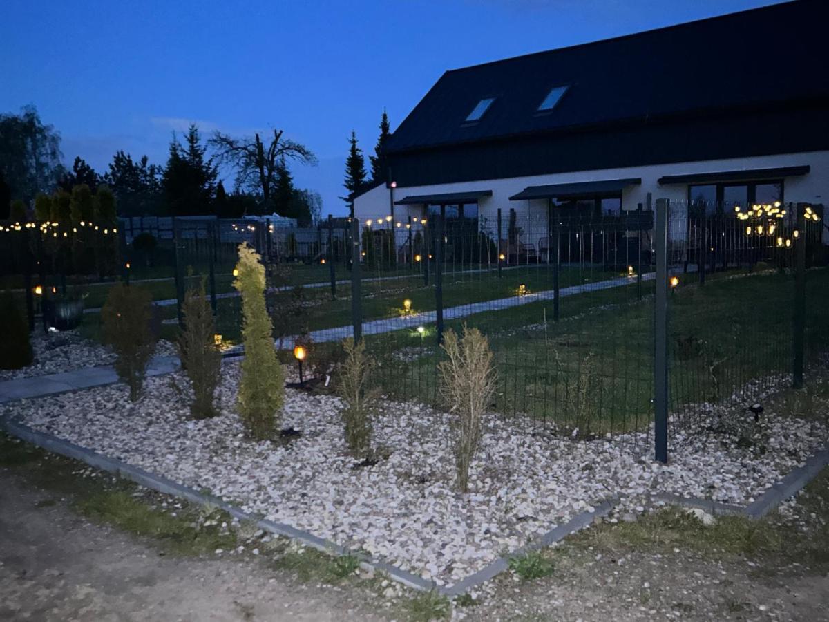 Villa Koniec Swiata Dom 84M2 Z Balia à Mikołajki Extérieur photo