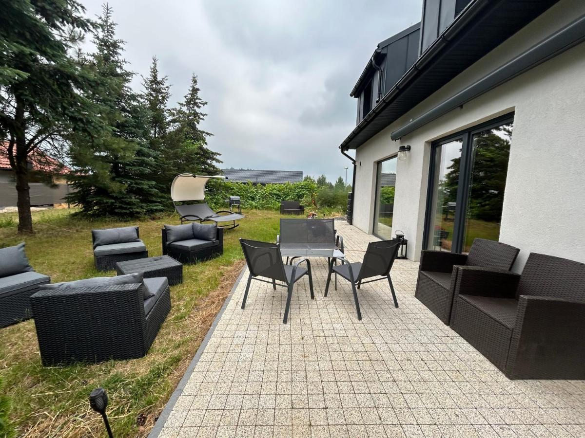 Villa Koniec Swiata Dom 84M2 Z Balia à Mikołajki Extérieur photo