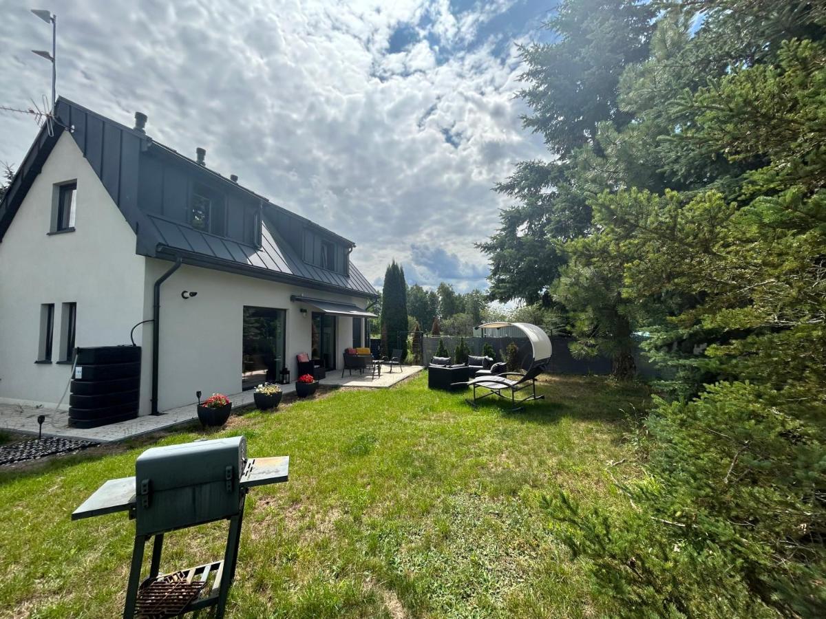 Villa Koniec Swiata Dom 84M2 Z Balia à Mikołajki Extérieur photo