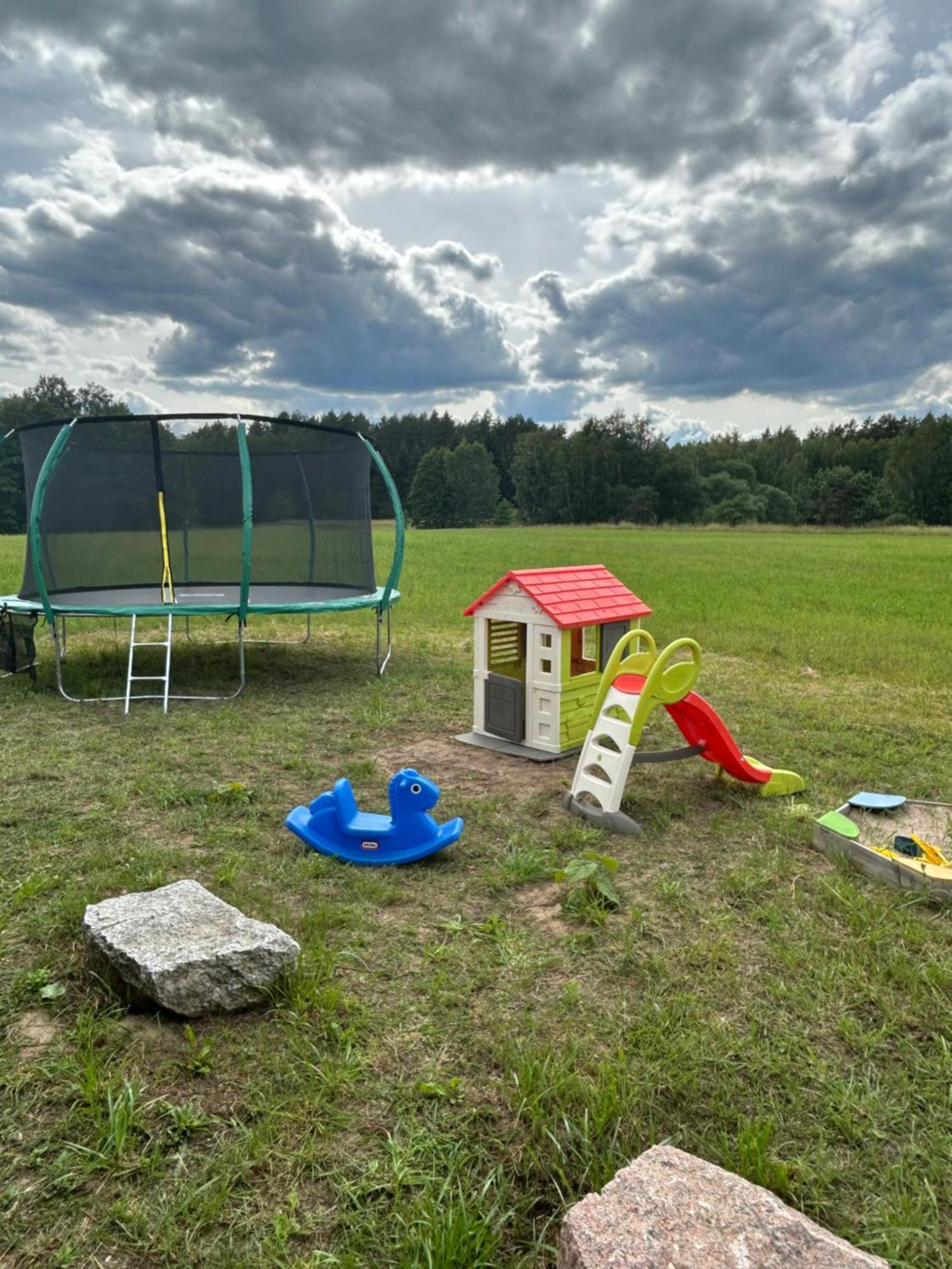 Villa Koniec Swiata Dom 84M2 Z Balia à Mikołajki Extérieur photo