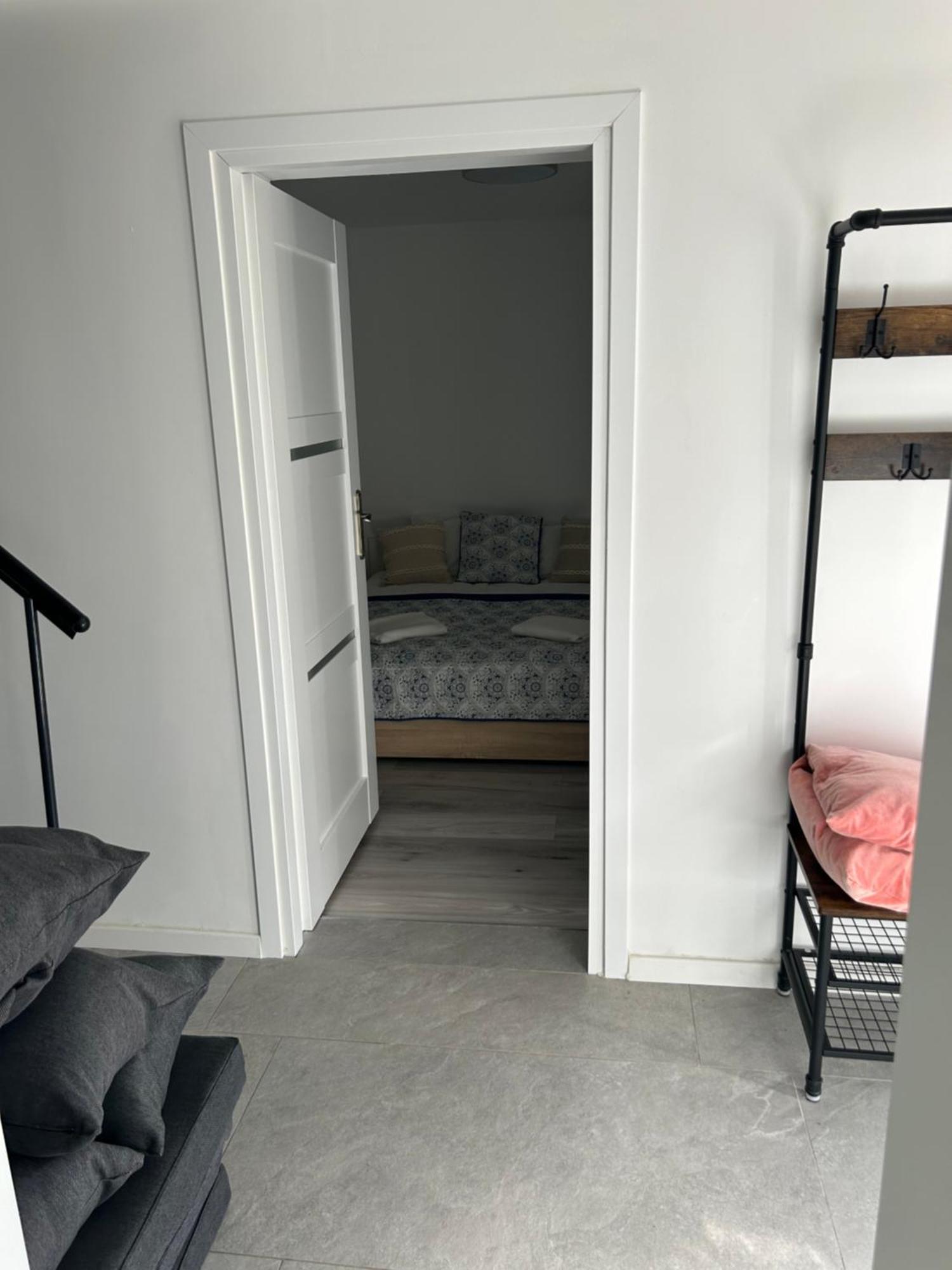 Villa Koniec Swiata Dom 84M2 Z Balia à Mikołajki Extérieur photo